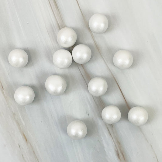 White Pearlescent Crispy Balls - 100g